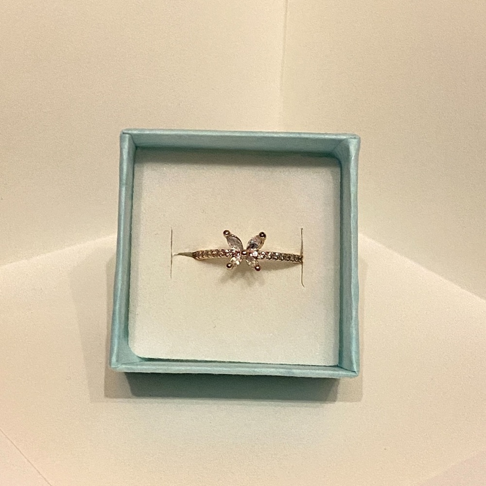 Diamond gold butterfly ring